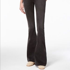FREE PEOPLE PULL ON FLARE JEANS / gray/ 27 SHORT💕